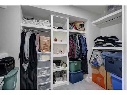 229 Walgrove Terrace Se, Calgary, AB - Indoor With Storage