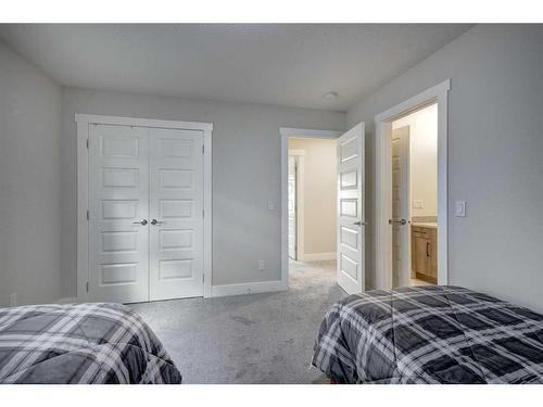 229 Walgrove Terrace Se, Calgary, AB - Indoor Photo Showing Bedroom