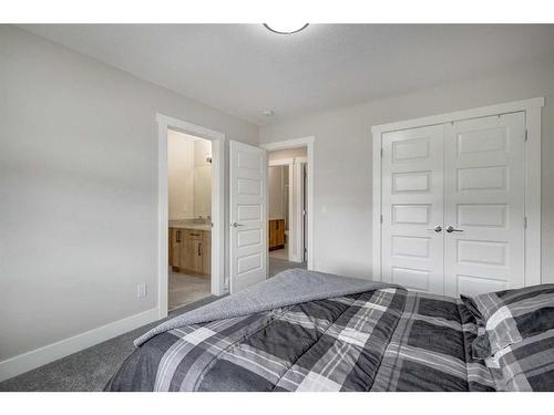 229 Walgrove Terrace Se, Calgary, AB - Indoor Photo Showing Bedroom