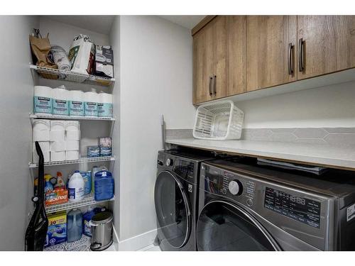 229 Walgrove Terrace Se, Calgary, AB - Indoor Photo Showing Laundry Room