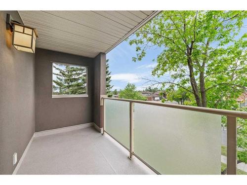 3224-3224 Edenwold Heights Nw, Calgary, AB - Outdoor With Balcony With Exterior