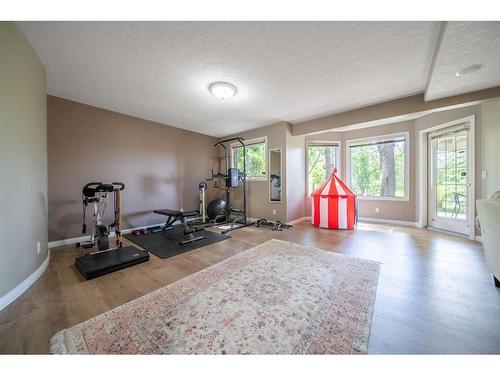 86 Mt Kidd Gardens Se, Calgary, AB - Indoor Photo Showing Gym Room