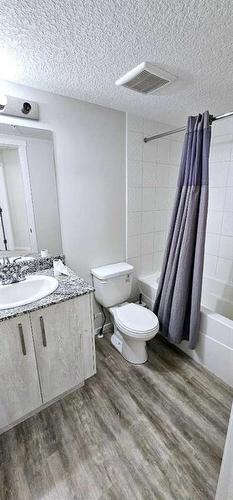 3217-4641 128 Ave Ne, Calgary, AB - Indoor Photo Showing Bathroom