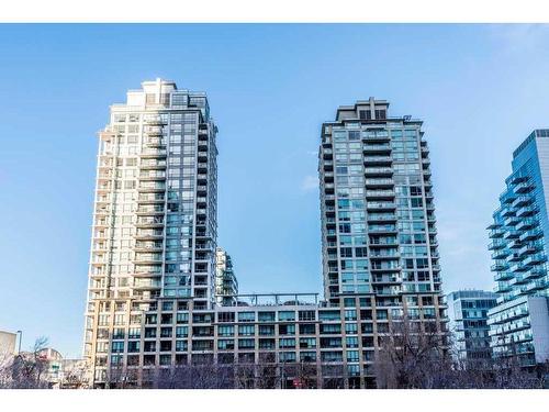 1615-222 Riverfront Avenue Sw, Calgary, AB - Outdoor With Facade