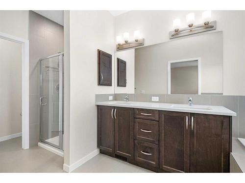 306 Carringvue Manor Nw, Calgary, AB - Indoor Photo Showing Bathroom