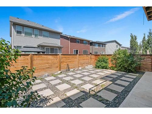 306 Carringvue Manor Nw, Calgary, AB - Outdoor
