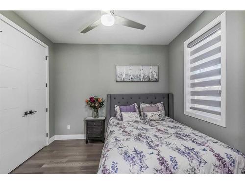 116 Sandpiper Landing, Chestermere, AB - Indoor Photo Showing Bedroom