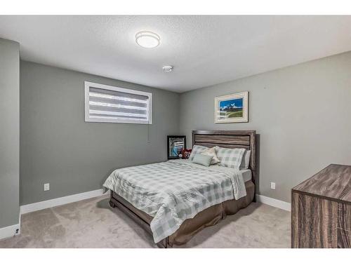 116 Sandpiper Landing, Chestermere, AB - Indoor Photo Showing Bedroom