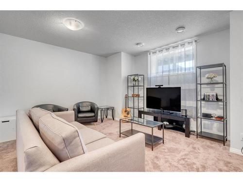 25 Yorkstone Way Sw, Calgary, AB - Indoor Photo Showing Other Room