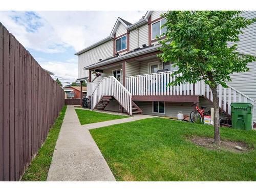 2-4618 77 Street Nw, Calgary, AB - Outdoor With Exterior