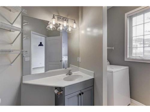 42 Hamptons Link Nw, Calgary, AB - Indoor Photo Showing Bathroom