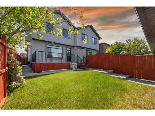 308 26 Avenue Ne, Calgary, AB - Outdoor With Deck Patio Veranda