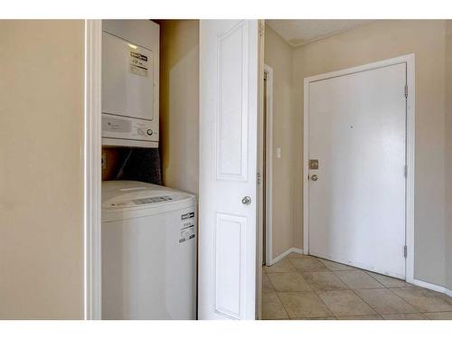 616-1053 10 Street Sw, Calgary, AB - Indoor Photo Showing Laundry Room