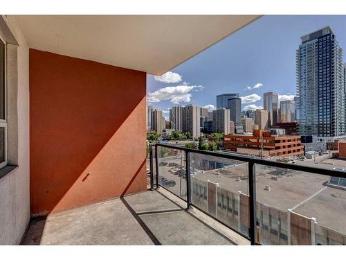 616-1053 10 Street Sw, Calgary, AB - Outdoor With Balcony With Exterior