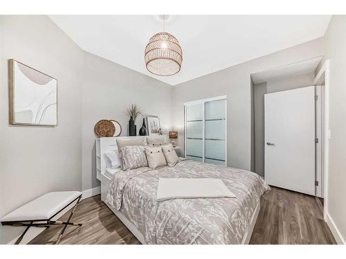 125 Westchester Way, Chestermere, AB - Indoor Photo Showing Bedroom