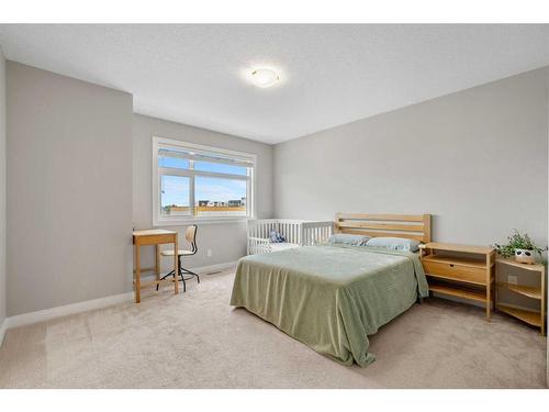 831 85 Street Sw, Calgary, AB - Indoor Photo Showing Bedroom