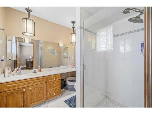 6 Golden Key Estates, Rural Rocky View County, AB - Indoor Photo Showing Bathroom