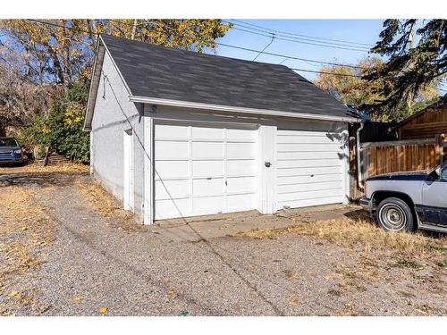 2129 Spiller Road Se, Calgary, AB - Outdoor With Exterior