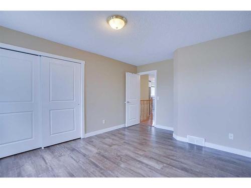 4 Coventry Way Ne, Calgary, AB - Indoor Photo Showing Other Room