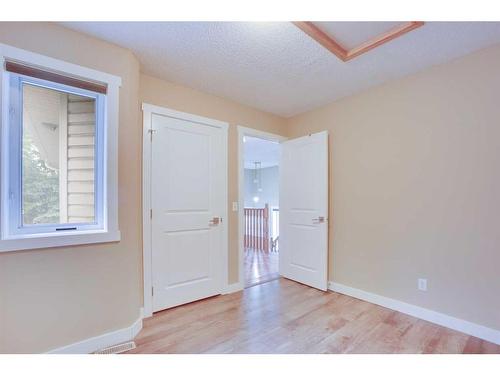 4 Coventry Way Ne, Calgary, AB - Indoor Photo Showing Other Room