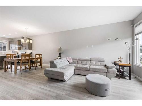 59 Wolf Creek Manor Se, Calgary, AB - Indoor Photo Showing Living Room