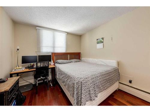 1605-738 3 Avenue Sw, Calgary, AB - Indoor Photo Showing Bedroom