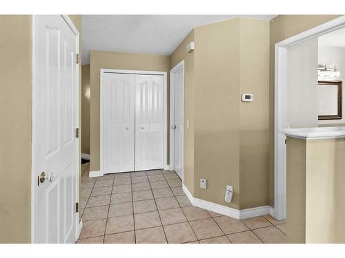 10971 Valley Ridge Drive Nw, Calgary, AB - Indoor Photo Showing Other Room