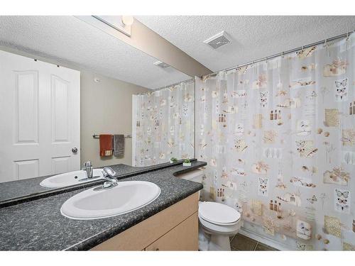 5310-16969 24 Street Sw, Calgary, AB - Indoor Photo Showing Bathroom