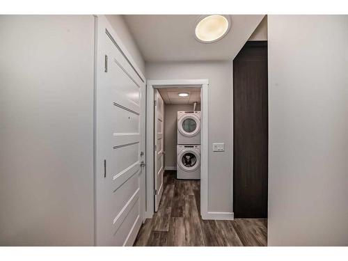 103-55 Wolf Hollow Crescent Se, Calgary, AB - Indoor Photo Showing Laundry Room