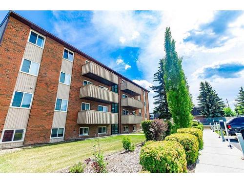 133-11620 Elbow Drive Sw, Calgary, AB - Outdoor With Balcony