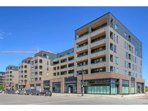 426-3932 University Avenue Nw, Calgary, AB - Outdoor With Balcony With Facade