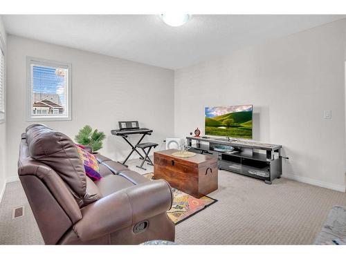 33 Savanna Common Ne, Calgary, AB - Indoor