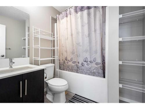 101-110 Redstone Ne, Calgary, AB - Indoor Photo Showing Bathroom