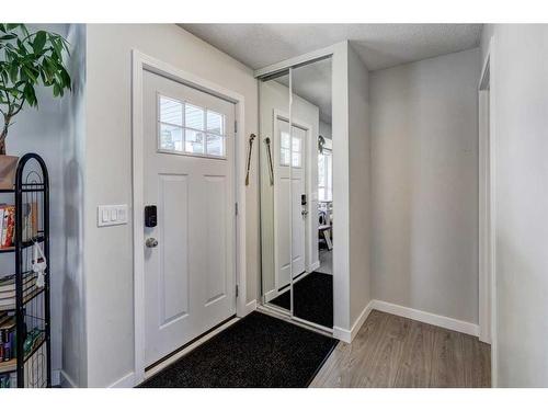 105 Arbour Wood Mews Nw, Calgary, AB - Indoor Photo Showing Other Room