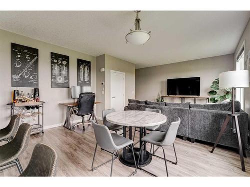 502-428 Nolan Hill Drive Nw, Calgary, AB - Indoor Photo Showing Dining Room