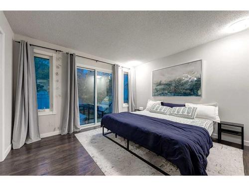 503 Harvest Lake Drive Ne, Calgary, AB - Indoor Photo Showing Bedroom
