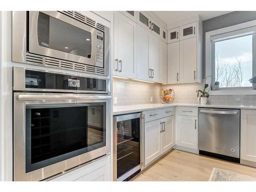 34 Yarrow Gate, Rural Rocky View County, AB - Indoor Photo Showing Kitchen With Upgraded Kitchen