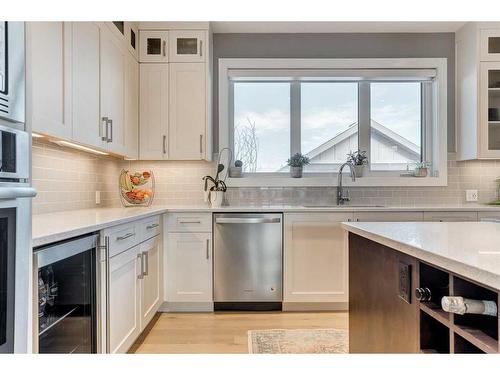 34 Yarrow Gate, Rural Rocky View County, AB - Indoor Photo Showing Kitchen With Upgraded Kitchen