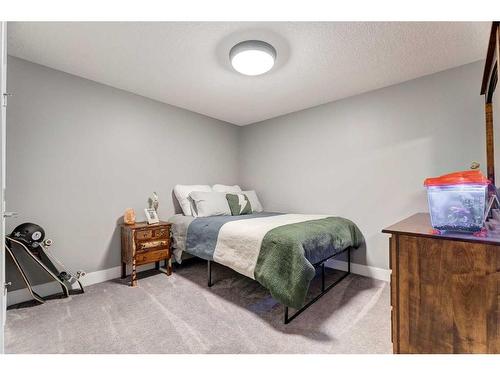 34 Yarrow Gate, Rural Rocky View County, AB - Indoor Photo Showing Bedroom