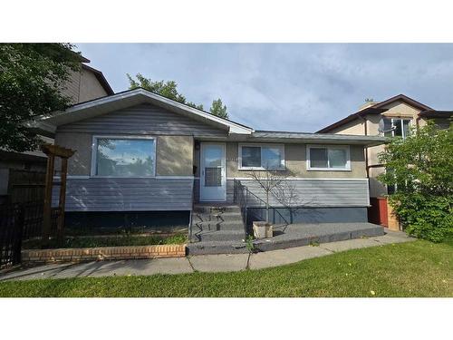 6220 Bowness Road Nw, Calgary, AB - Outdoor