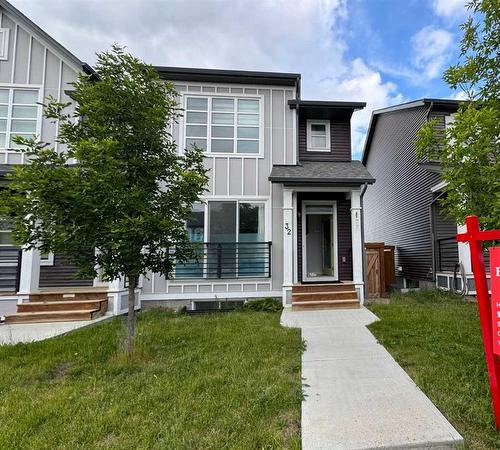 32 Carringvue Link Nw, Calgary, AB - Outdoor With Facade