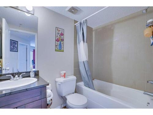 219-355 Taralake Way Ne, Calgary, AB - Indoor Photo Showing Bathroom