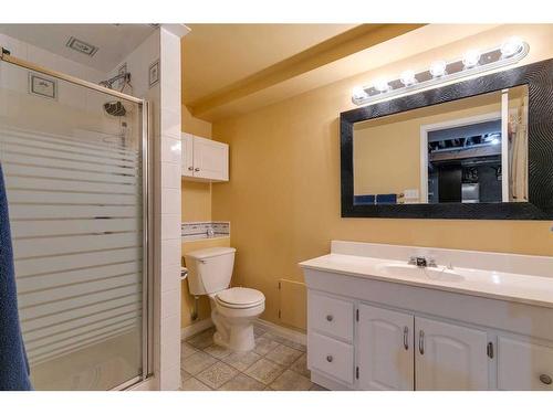 123 Ranchridge Bay Nw, Calgary, AB - Indoor Photo Showing Bathroom