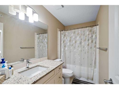 2404-450 Sage Valley Drive Nw, Calgary, AB - Indoor Photo Showing Bathroom