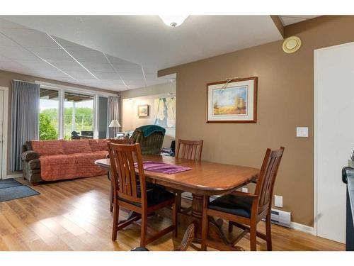 100A-17177 306 Avenue East, Rural Foothills County, AB - Indoor Photo Showing Dining Room