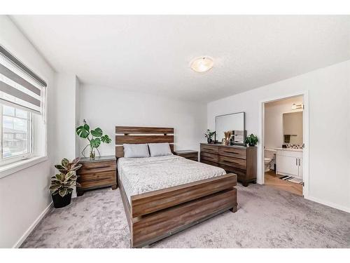 1442 148 Avenue Nw, Calgary, AB - Indoor Photo Showing Bedroom