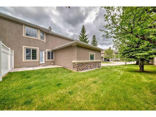 105 Mt Mckenzie Gardens Se, Calgary, AB - Outdoor With Exterior