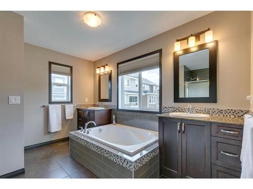 39 Valley Pointe Way Nw, Calgary, AB - Indoor Photo Showing Bathroom