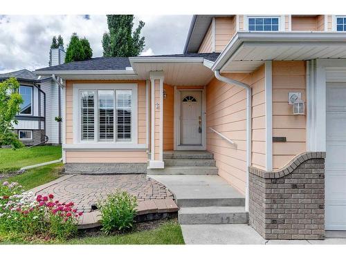 1306 Shannon Avenue Sw, Calgary, AB - Outdoor With Facade