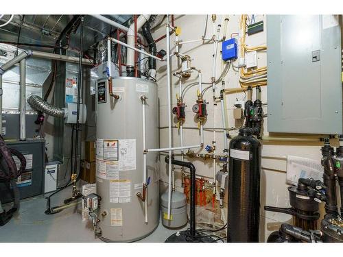 828 23 Avenue Nw, Calgary, AB - Indoor Photo Showing Basement